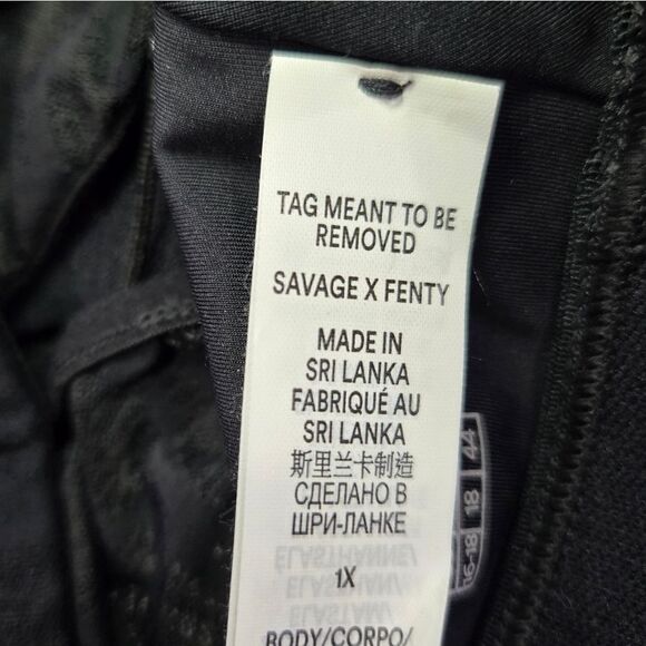 🍒 Savage X Fenty Peak Performance Low-Impact X Mesh Sports Bra 1X 16-18 NWT - Picture 5 of 12